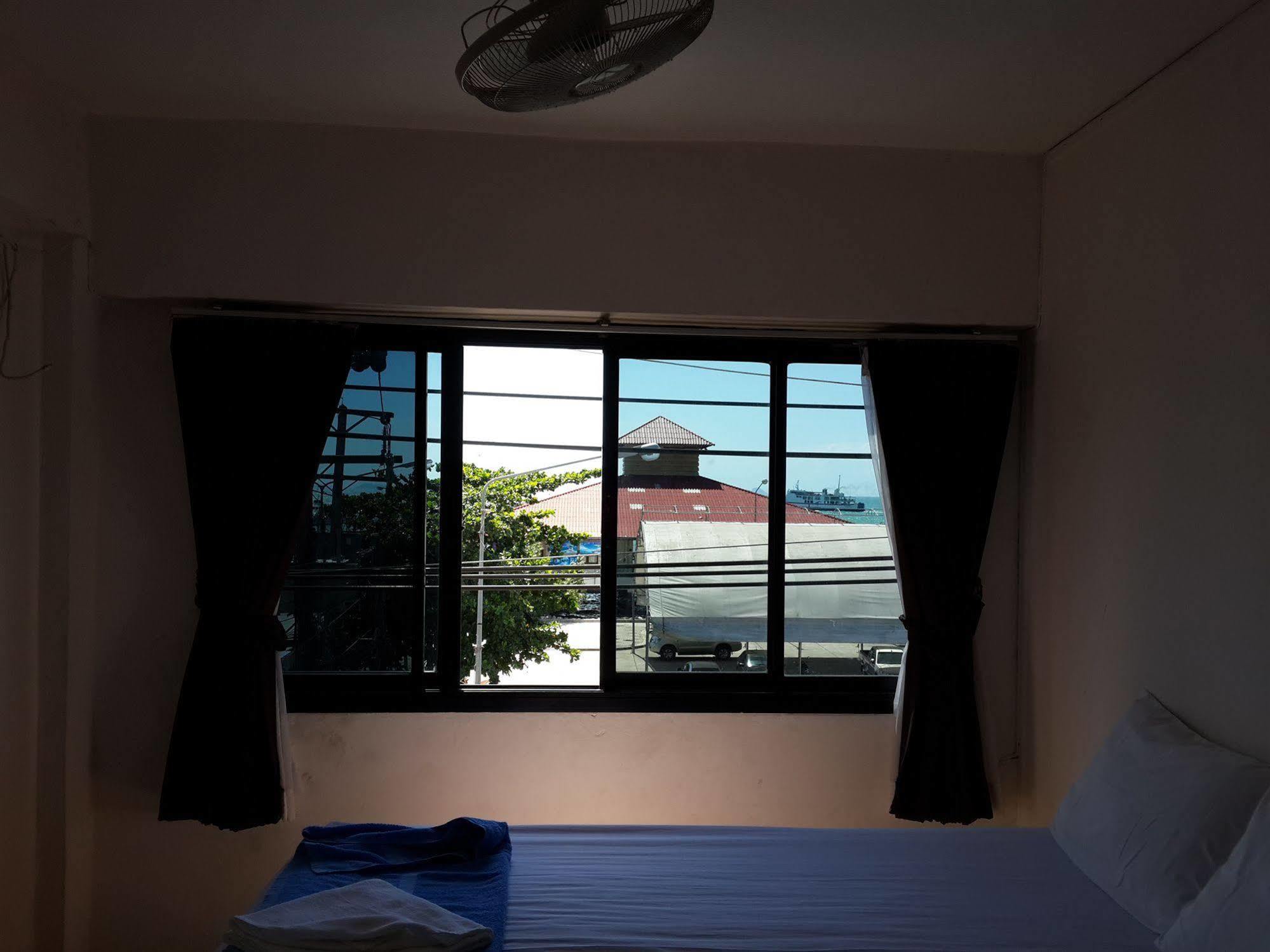 Coffee Island Hotel หน้าทอน ภายนอก รูปภาพ